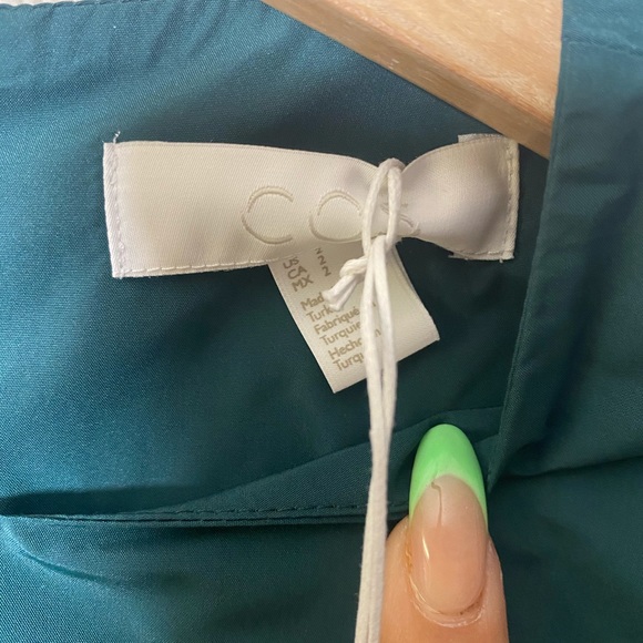 NEW! COS | Volume sleeve waisted dress - Picture 7 of 8